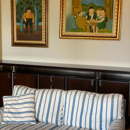 Oasi Apartment Desenzano del Garda Luaran gambar