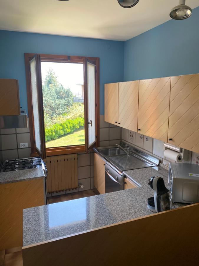 Oasi Apartment Desenzano del Garda Luaran gambar