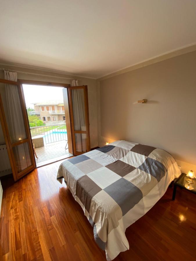 Oasi Apartment Desenzano del Garda Luaran gambar