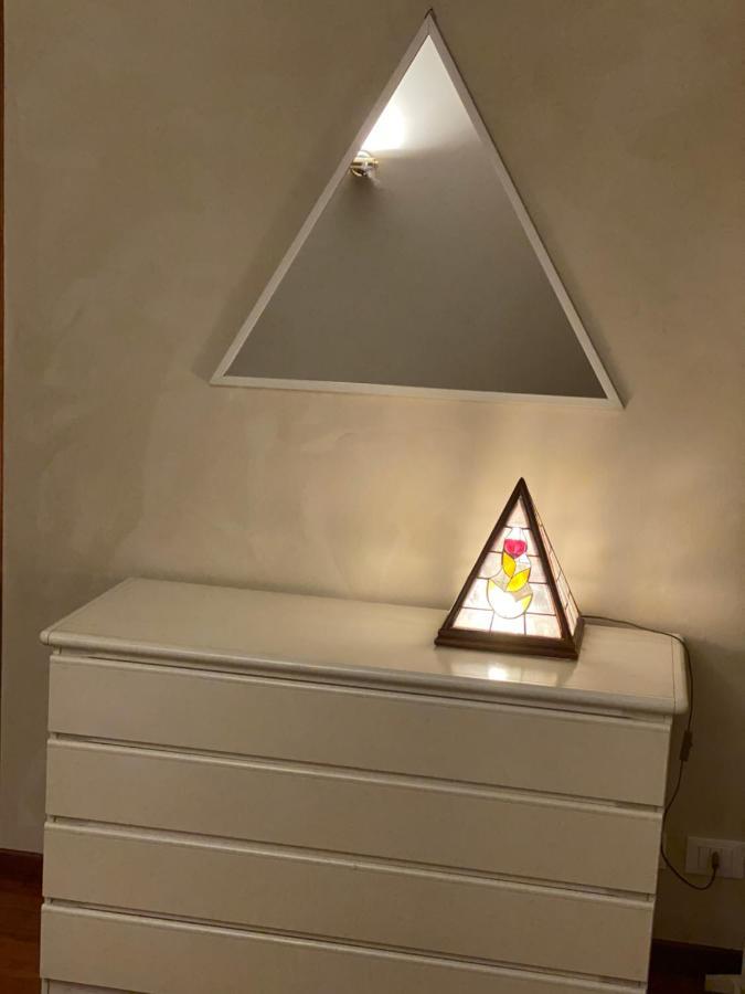 Oasi Apartment Desenzano del Garda Luaran gambar